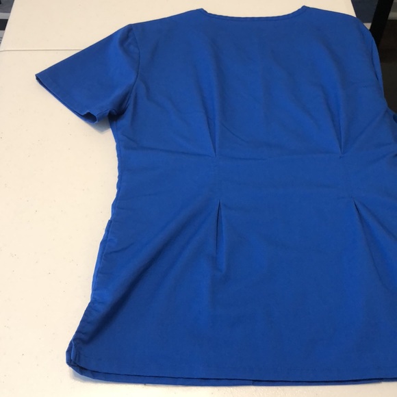 Cherokee Scrub Top Extra Small - Picture 11 of 12